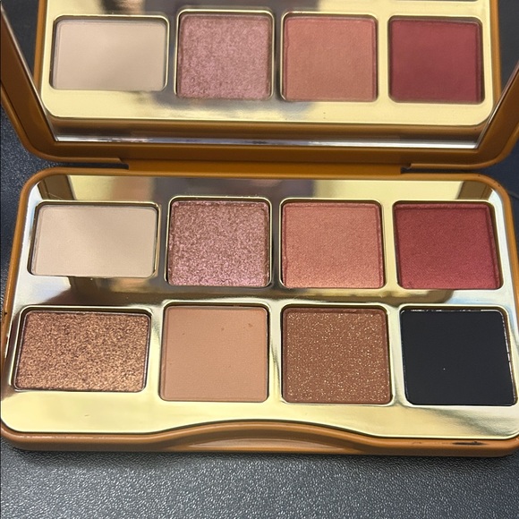 Too Faced Leopard Print Eyeshadow Palette - Picture 2 of 3